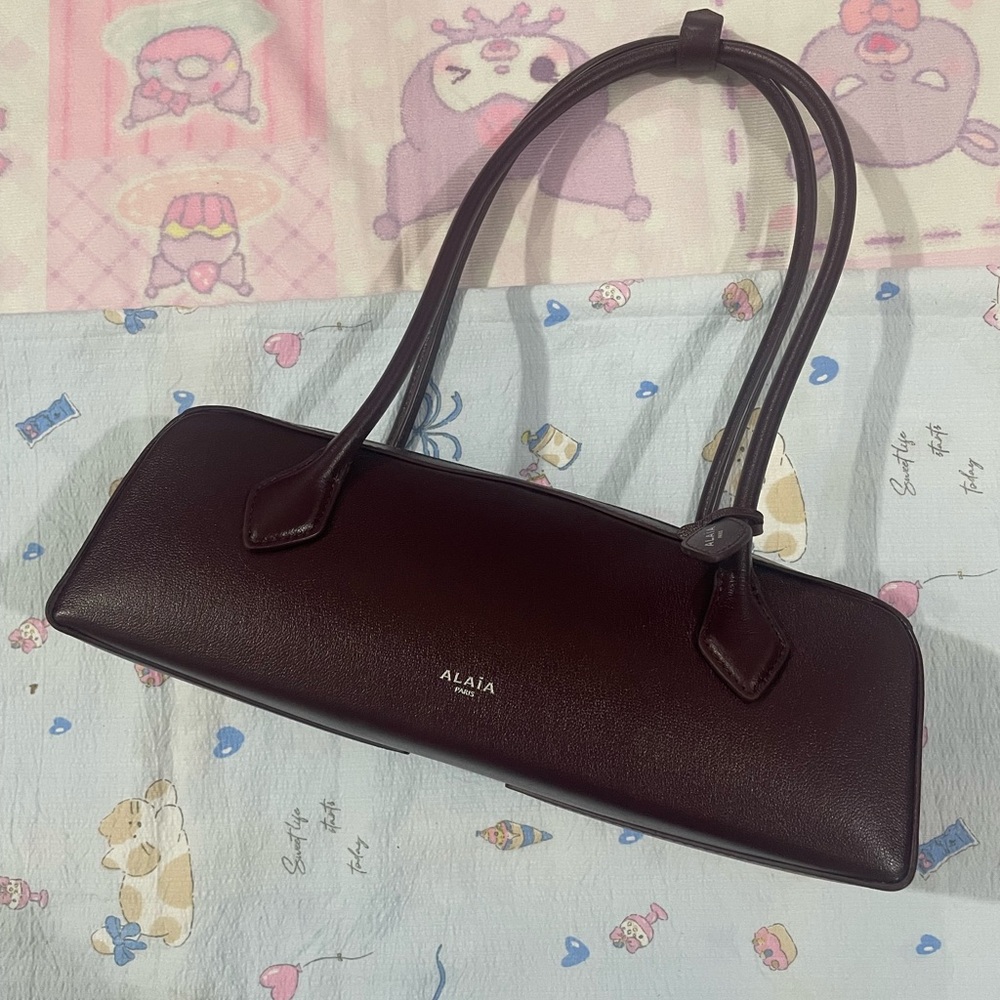 Alaia Burgundy Leather Shoulder Bag